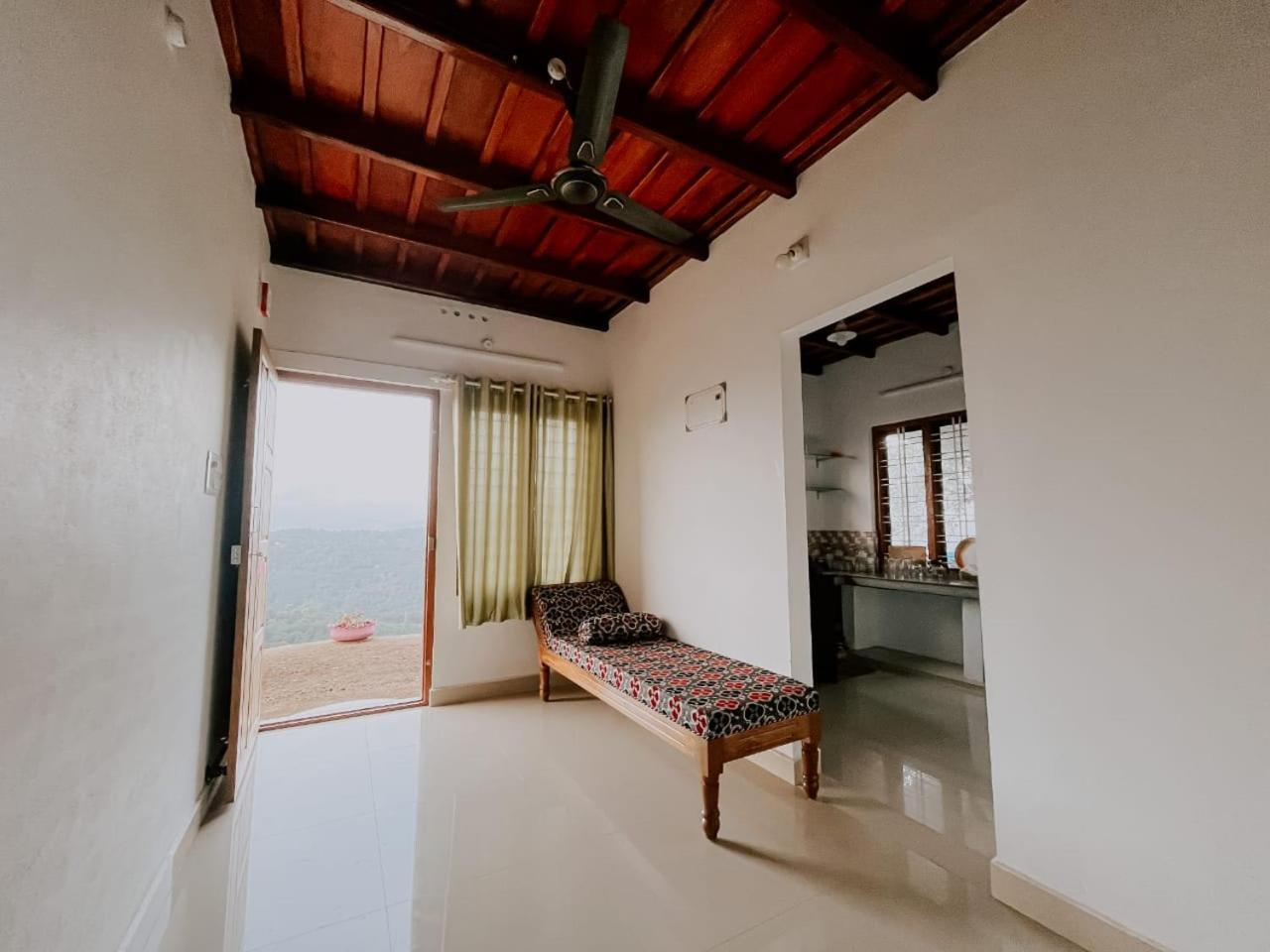 Palkulam Heights Villa Kumudi Buitenkant foto