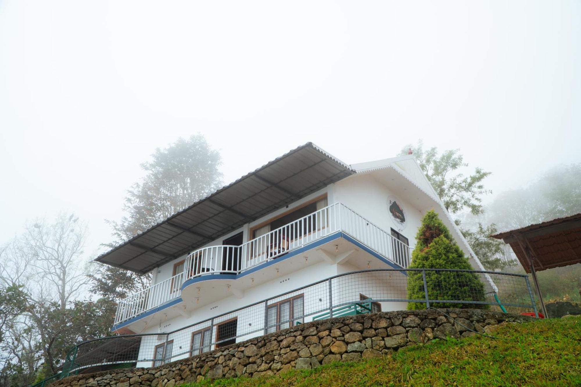 Palkulam Heights Villa Kumudi Buitenkant foto